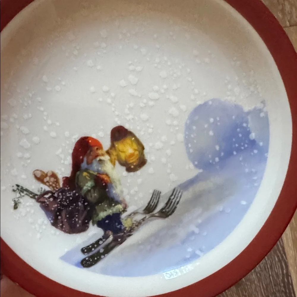 Vintage Williams Sonoma ‘Nordic Elf’ Dessert Plate Set EUC